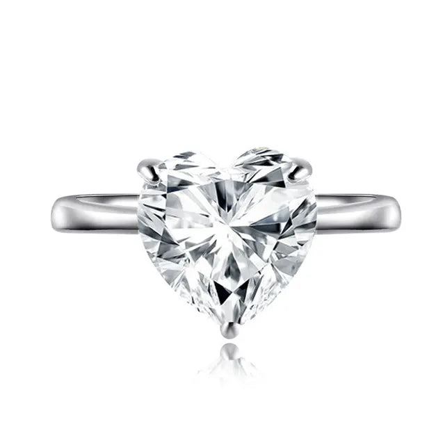 4ct Heart-Cut Ring — Moissanite, 925 Silver, detail view