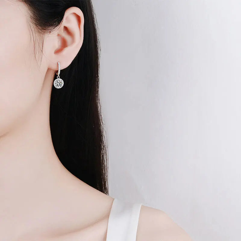 Loop Earrings — 1ct Moissanite, 925 Silver, detail view
