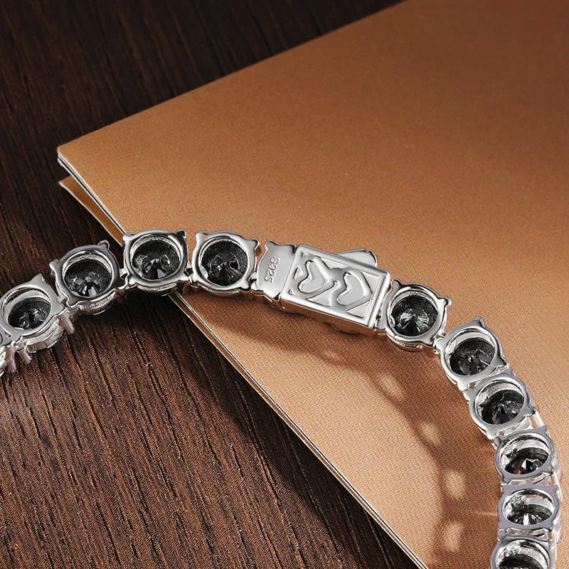 Round Tennis Necklace — 3–5mm Moissanite, 925 Silver, detail view