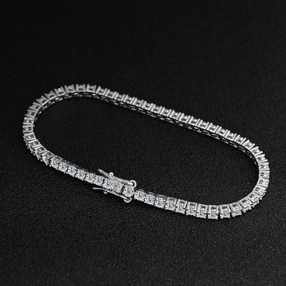 Sparkling Tennis Bracelet — Moissanite, 925 Silver, detail view