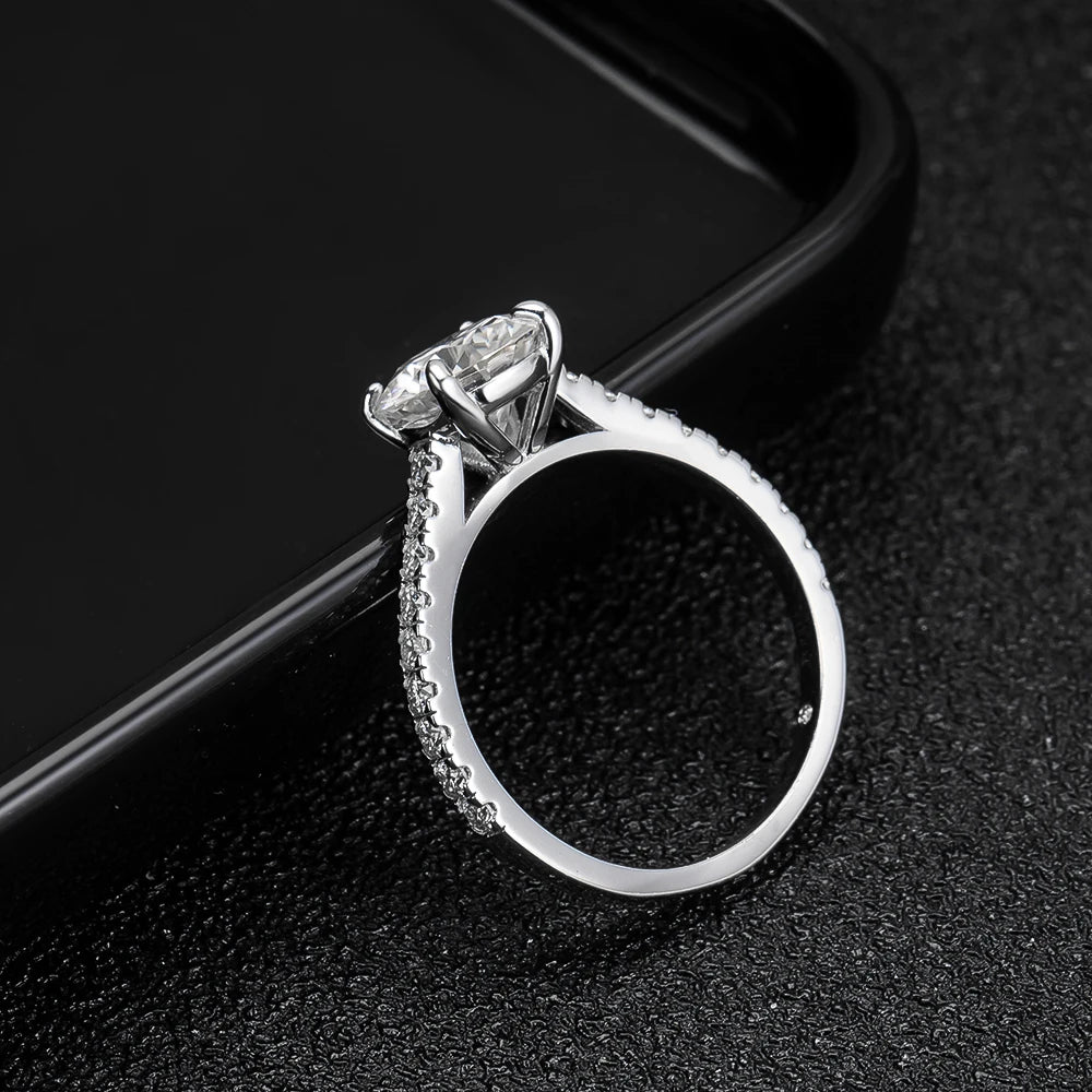 3ct Statement Ring — Moissanite, 925 Silver, detail view