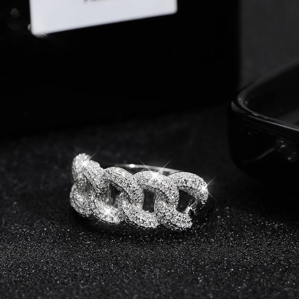 Cuban Link Ring — Moissanite, 925 Silver, detail view