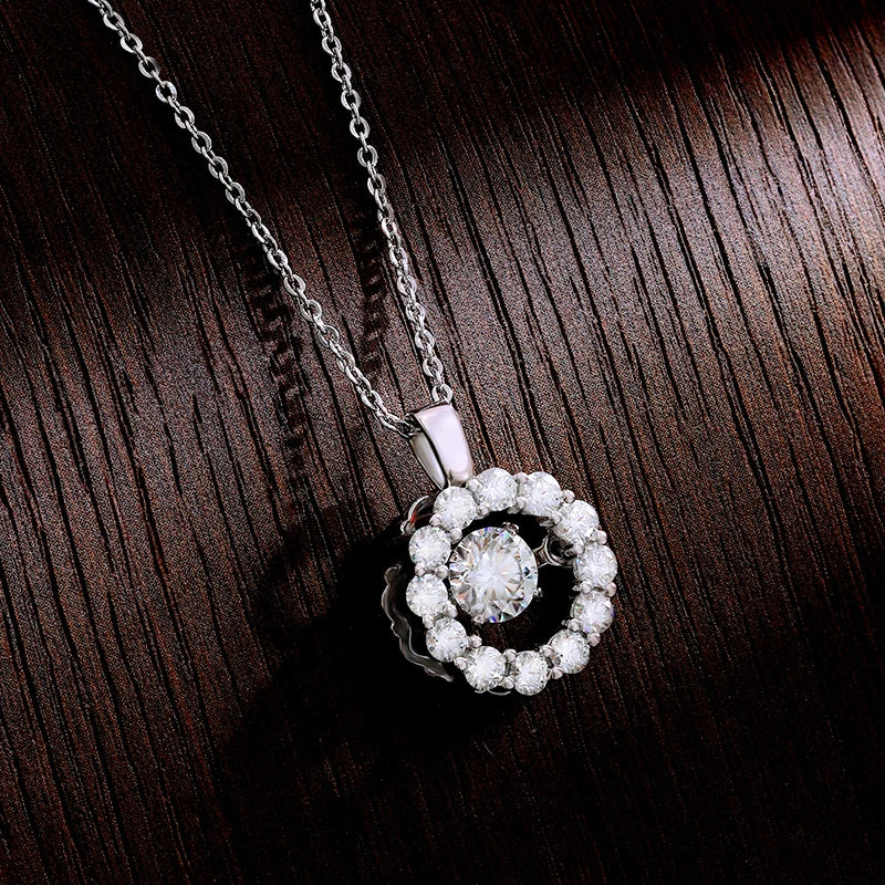 Round Pendant Necklace — 5mm / 6.5mm Moissanite, 925 Silver, detail view