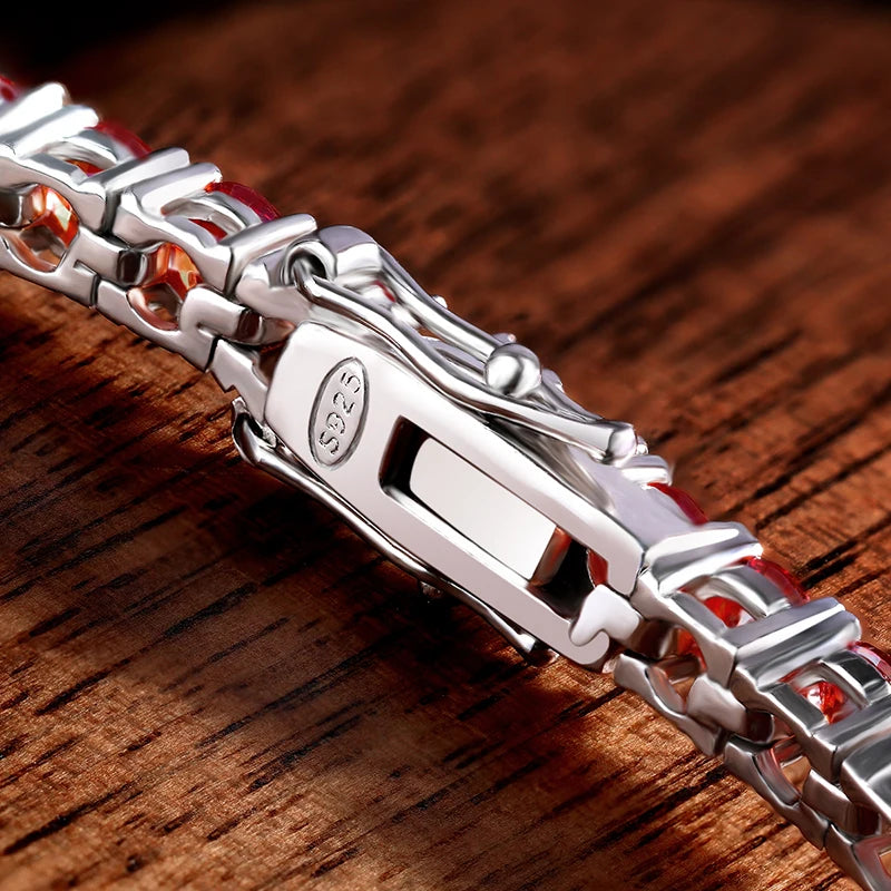 Tennis Bracelet — Moissanite, 925 Silver, detail view