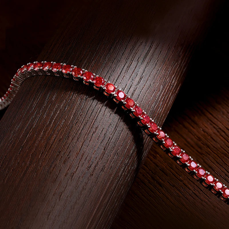 Tennis Bracelet — Moissanite, 925 Silver, detail view