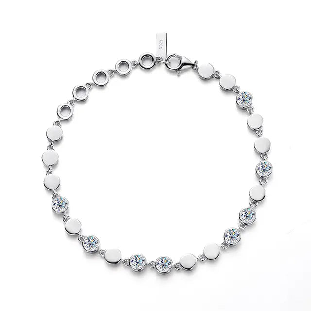 Tennis Bracelet — 4mm Moissanite, 925 Silver, detail view