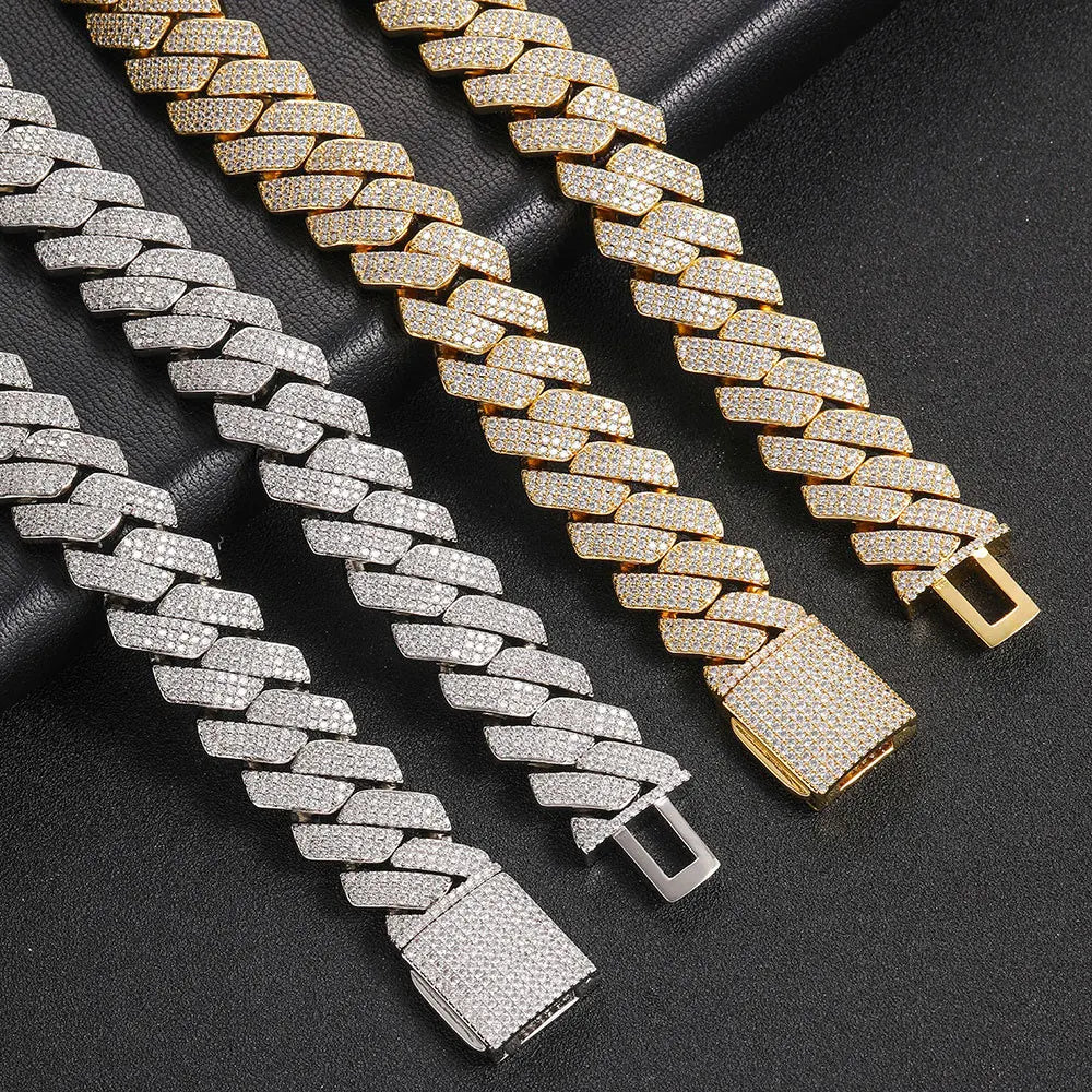 Cuban Link Bracelet — Moissanite & Zirconia Options, 925 Silver, detail view