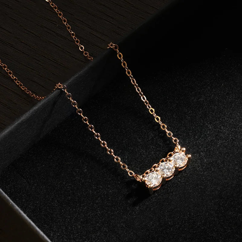 Round Pendant Necklace — 4mm Moissanite, 925 Silver, detail view