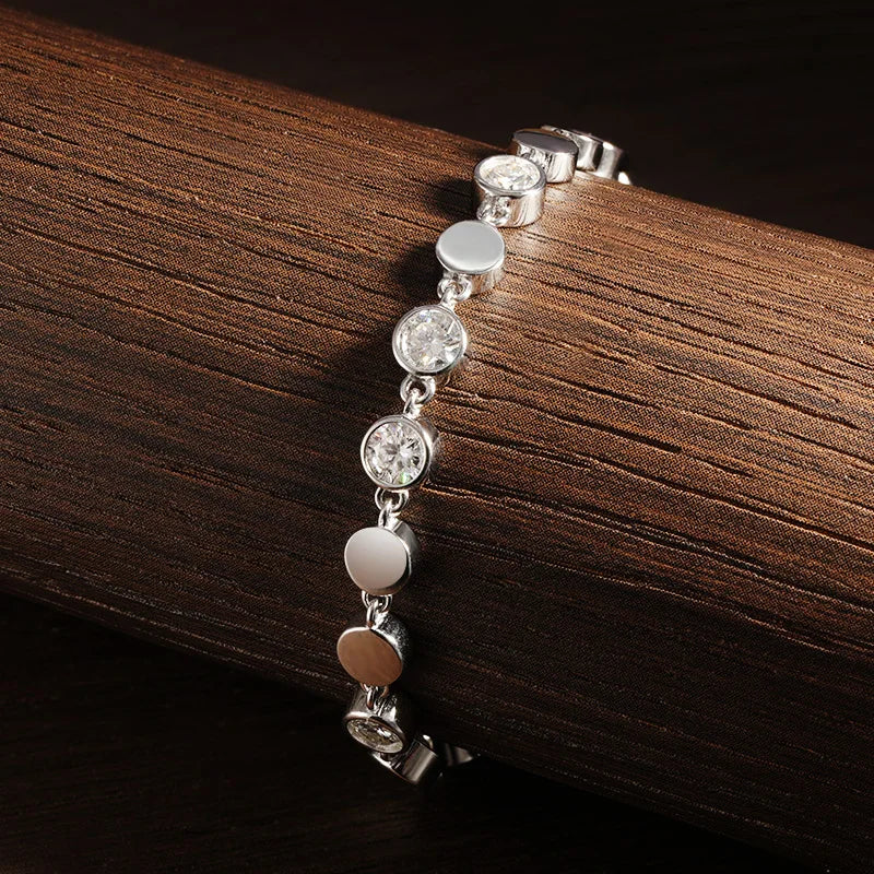 Bubble Tennis Bracelet — Moissanite, 925 Silver, Adjustable, detail view