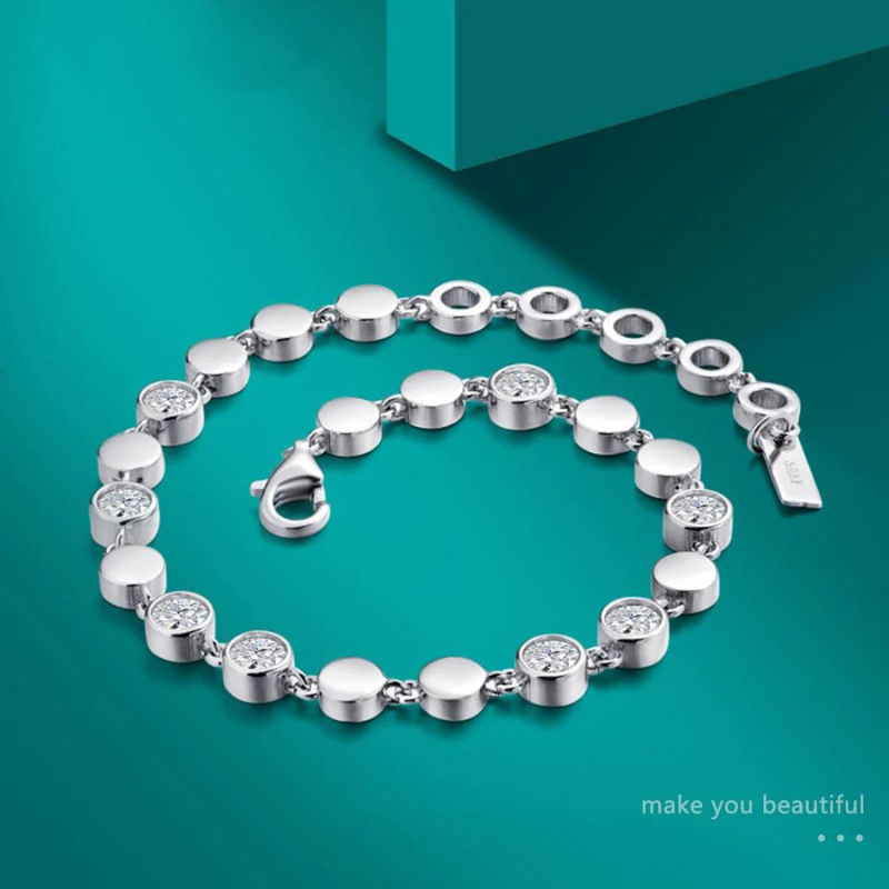 Bubble Tennis Bracelet — Moissanite, 925 Silver, Adjustable, detail view