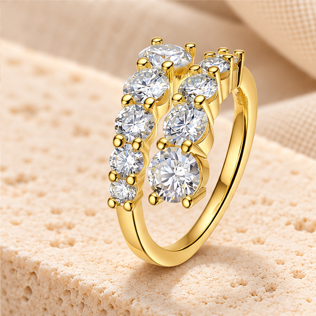 Graduated Stone Ring — Moissanite, 925 Silver