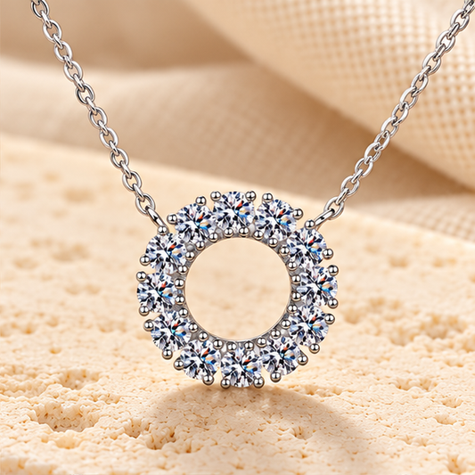 Round Pendant Necklace — 3mm / 4mm Moissanite, 925 Silver