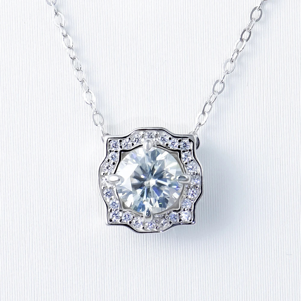 Moissanite Pendant Necklace — 925 Silver, detail view