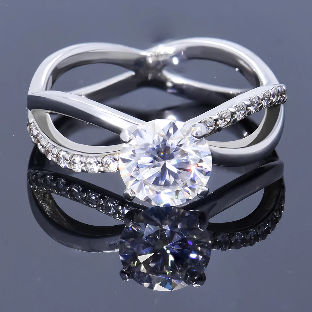 Crossover Ring — Moissanite, 925 Silver, detail view