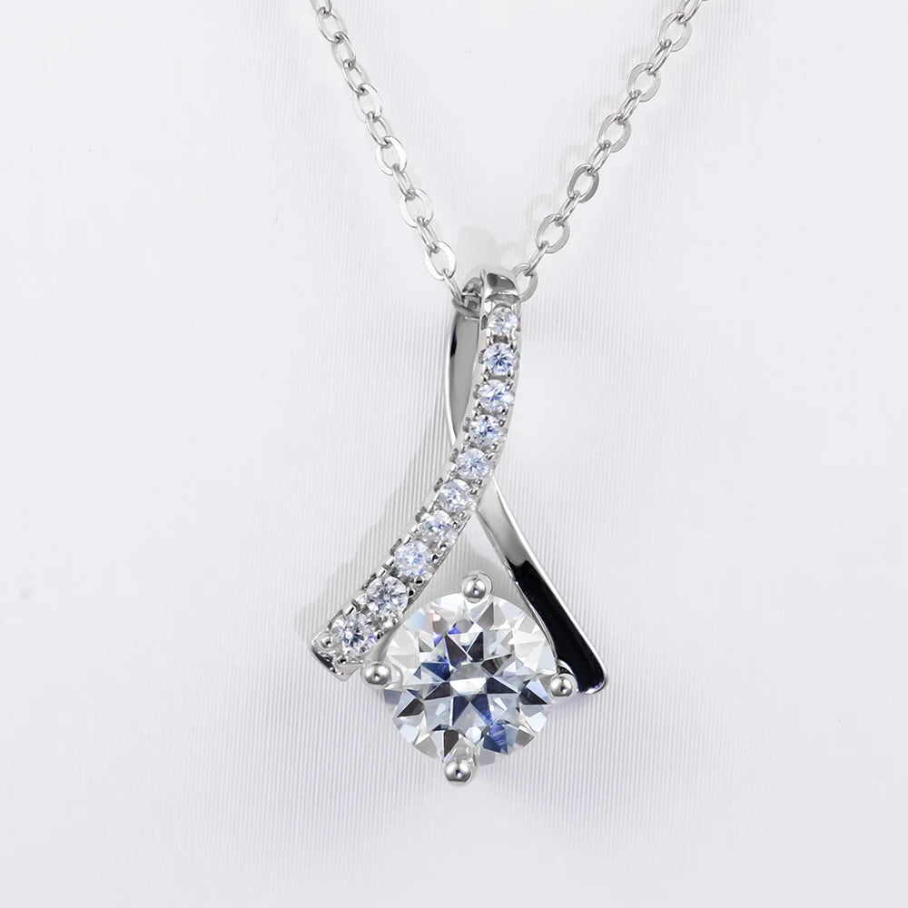 Charm Pendant Necklace — 1ct Moissanite, 925 Silver, detail view