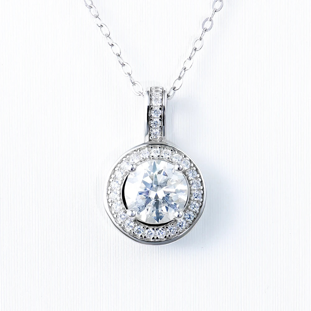 Moissanite Pendant Necklace — 925 Silver, detail view