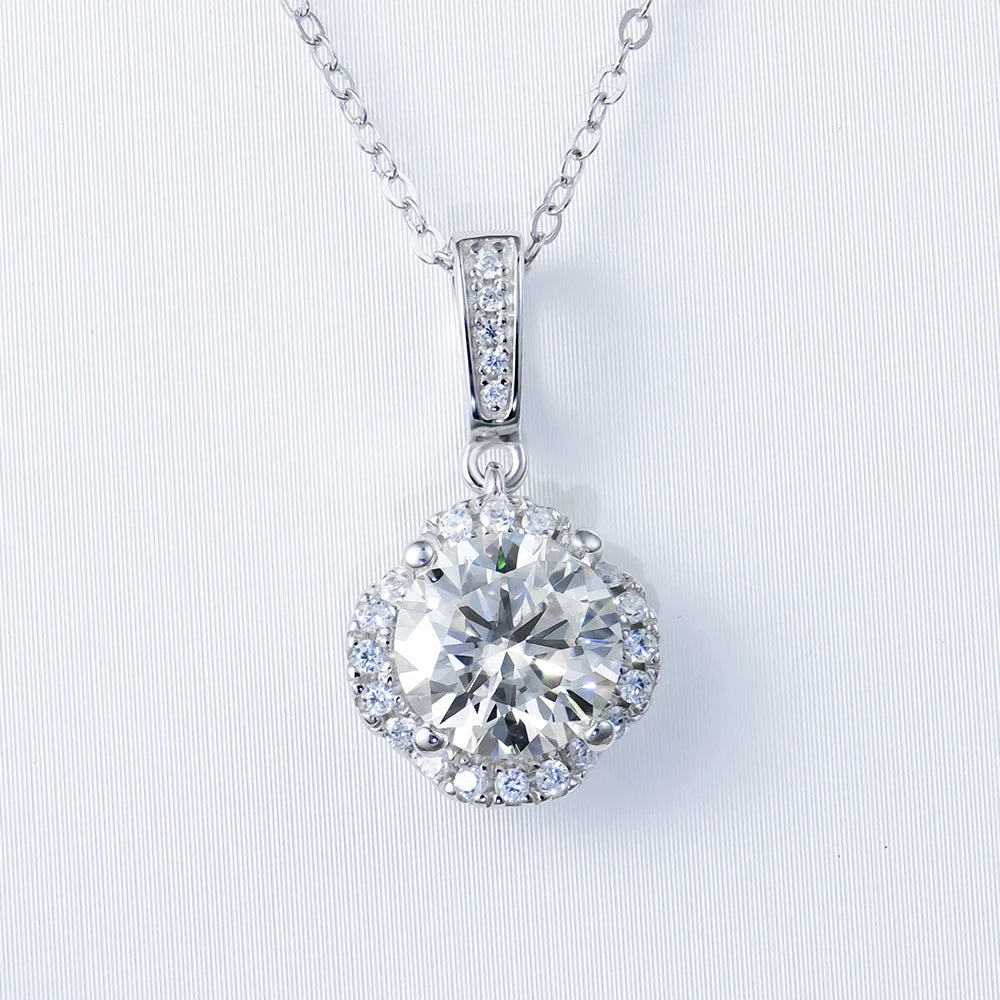 Moissanite Pendant Necklace — 925 Silver, detail view